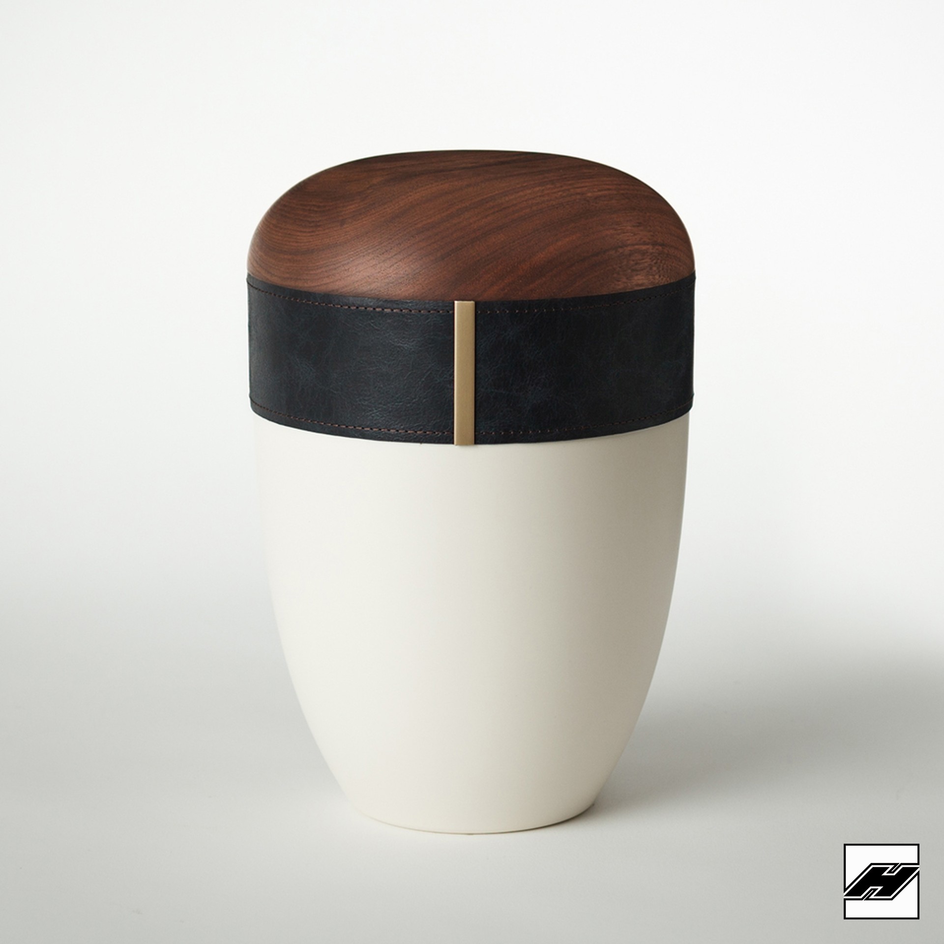 Holz-Lederurne_cw_Glattleder_Graphit Urne HLGG-cw Holz/Leder Graphit cremeweiß, mit Glattleder