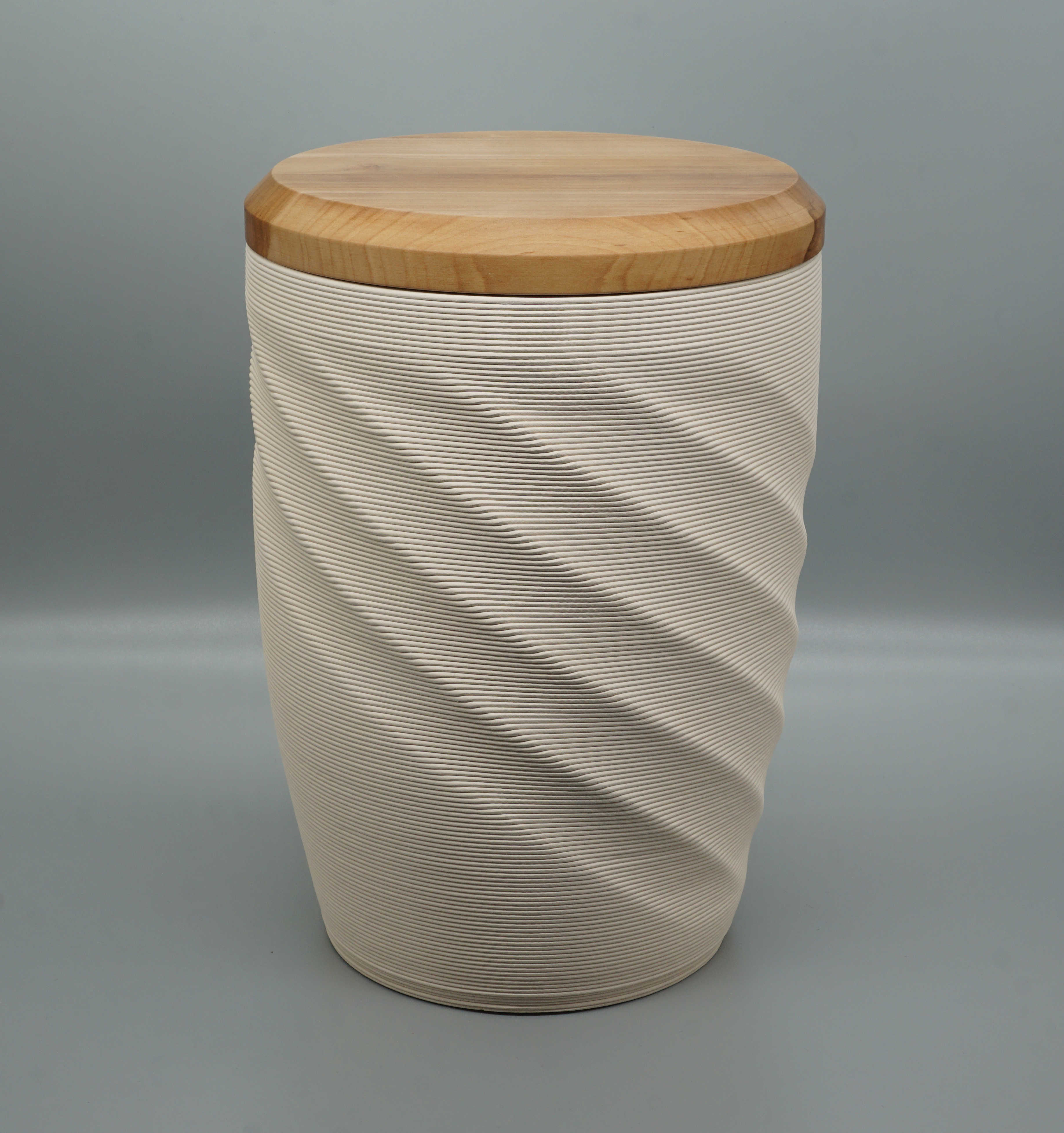 Urne 100803 Umdrehung creme, Deckel Apfelbaum Urne 100803 Umdrehung creme, Deckel Apfelbaum