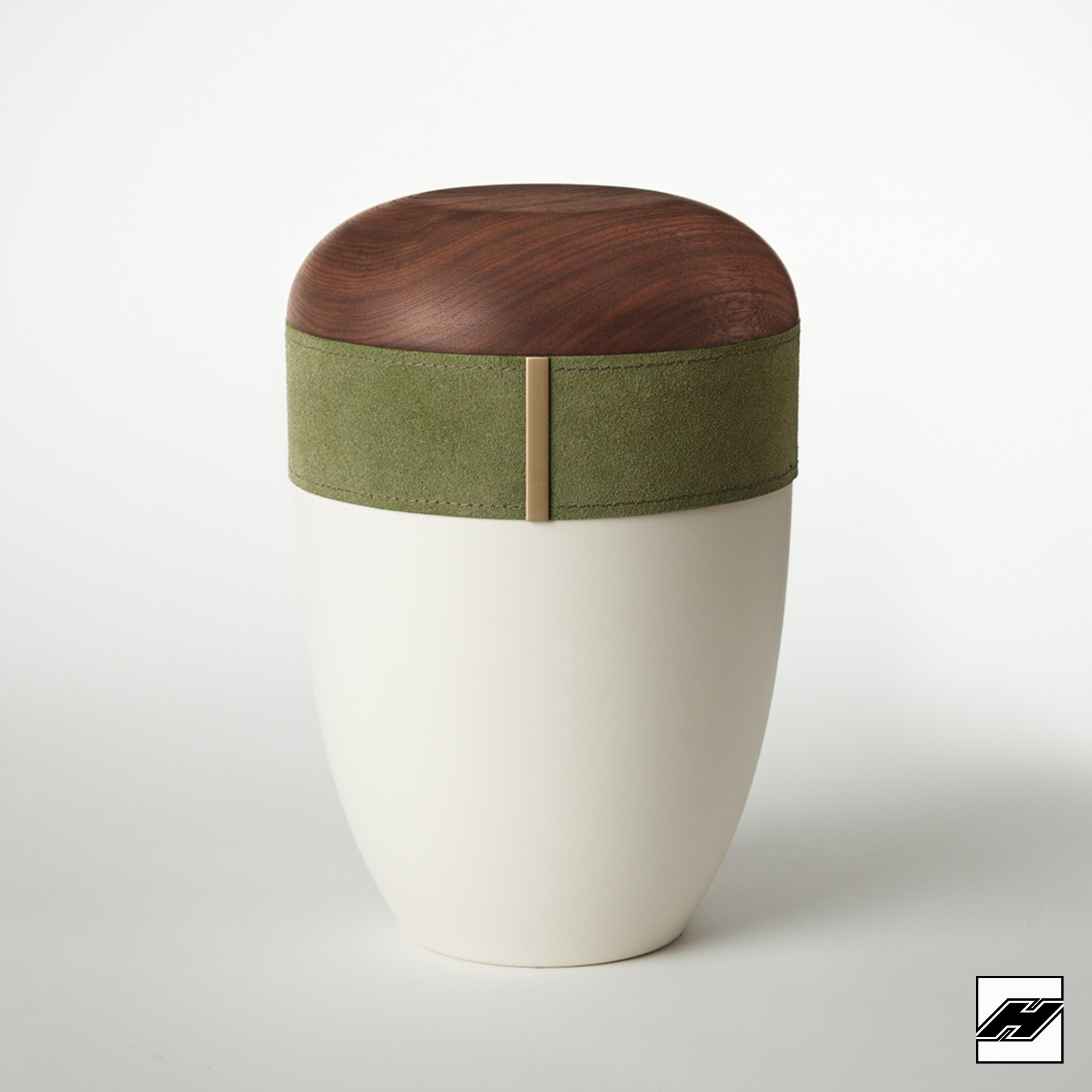 Urne HLSW-cw Holz/Leder Smaragd cremeweiß, mit Wildleder